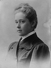 Countess_Sofia_Vladimirovna_Panina_(1871-1956)_in_1917.jpg